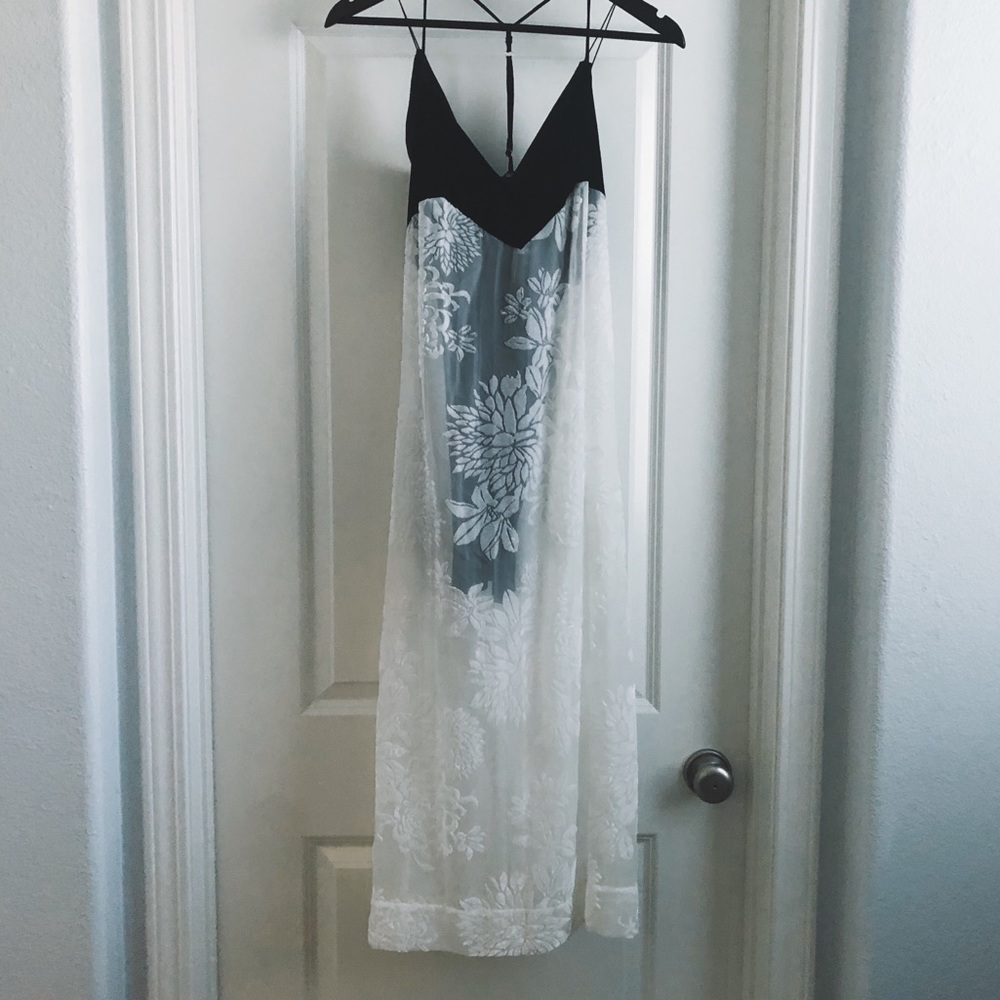Bundle! Free People Velvet Floral Dres With Slit